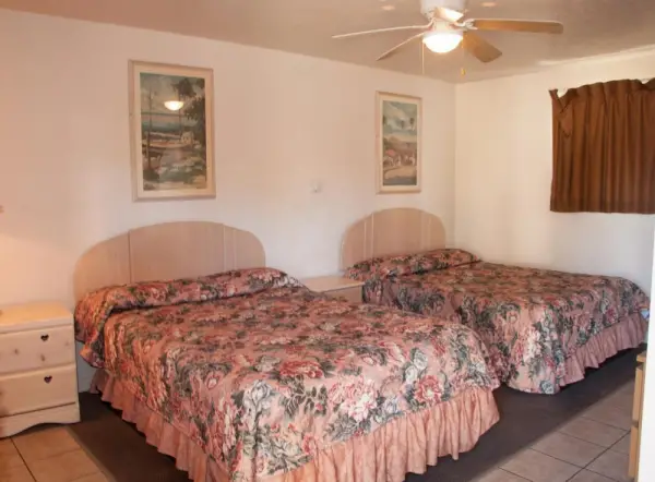 Mission Bell Motel 7